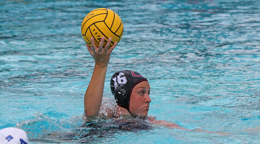 Ellie Peterson controls the ball.